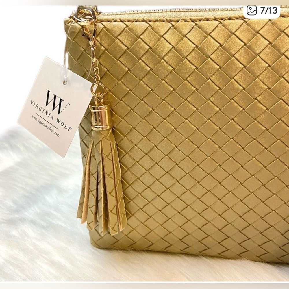 Chic and classy Virginia Wolf gold woven clutch - Picture 7 of 12